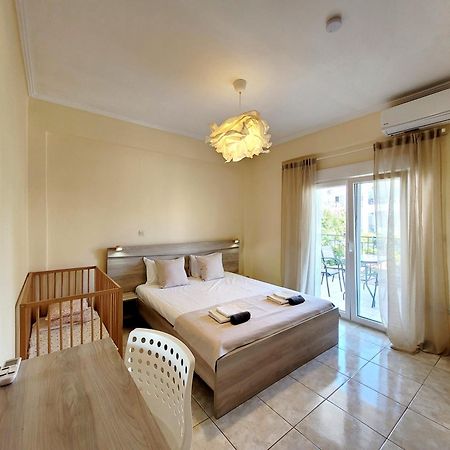 Anris & Dianas Dom - In A Quiet Part Of The Center Apartment Kallithea  Exterior foto