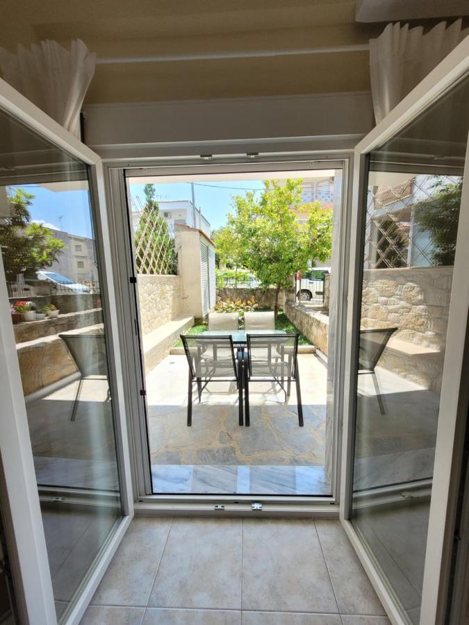 Anris & Dianas Dom - In A Quiet Part Of The Center Apartment Kallithea  Exterior foto