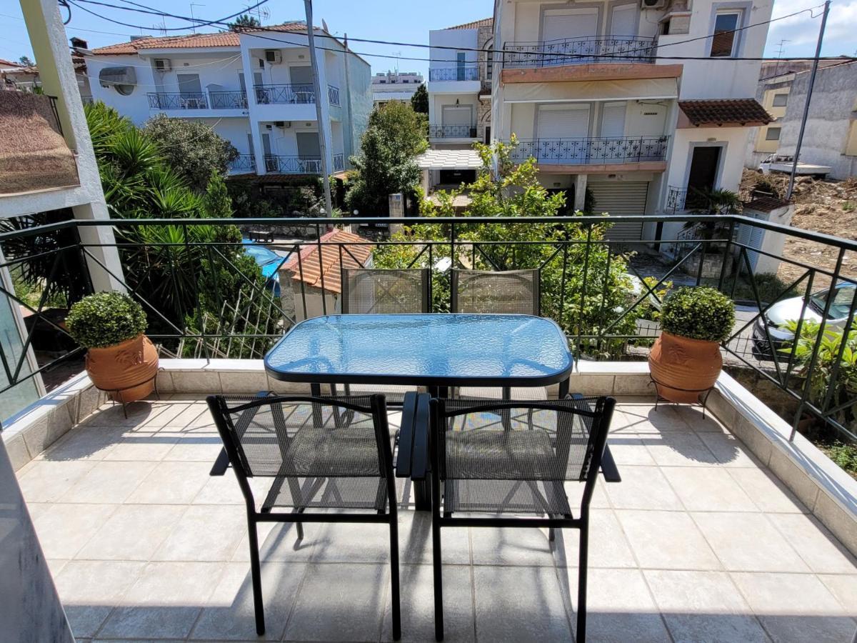 Anris & Dianas Dom - In A Quiet Part Of The Center Apartment Kallithea  Exterior foto