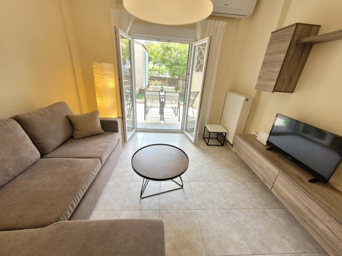 Anris & Dianas Dom - In A Quiet Part Of The Center Apartment Kallithea  Exterior foto