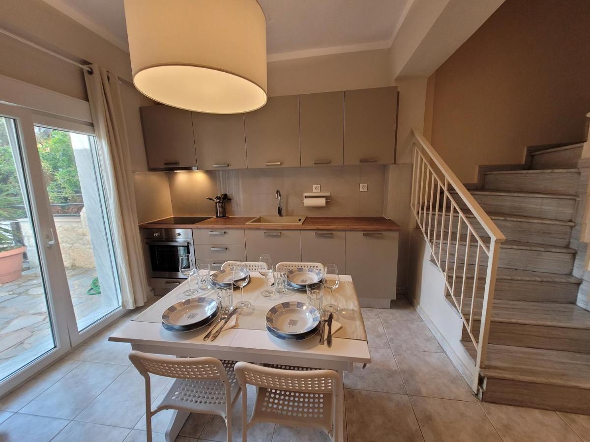 Anris & Dianas Dom - In A Quiet Part Of The Center Apartment Kallithea  Exterior foto